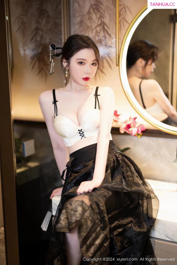 梦心玥  [XiuRen]高清写真图 2024.04.28 No.8465 梦心玥 修长美腿第16张图片